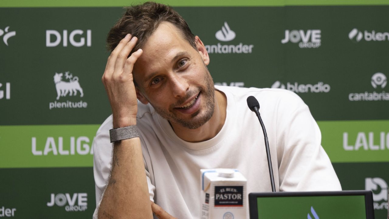 Sergio Canales revela la decisión de dejar Rayados en 2023